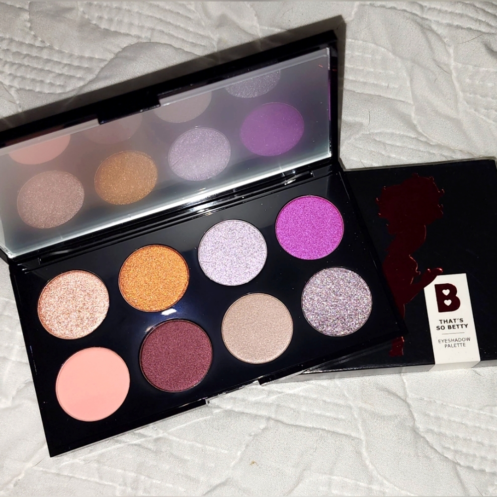 That's So Betty - Eyeshadow Pallet